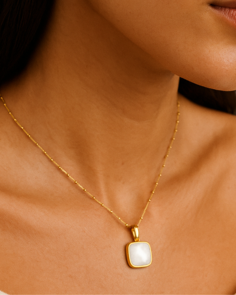 Belle Necklace