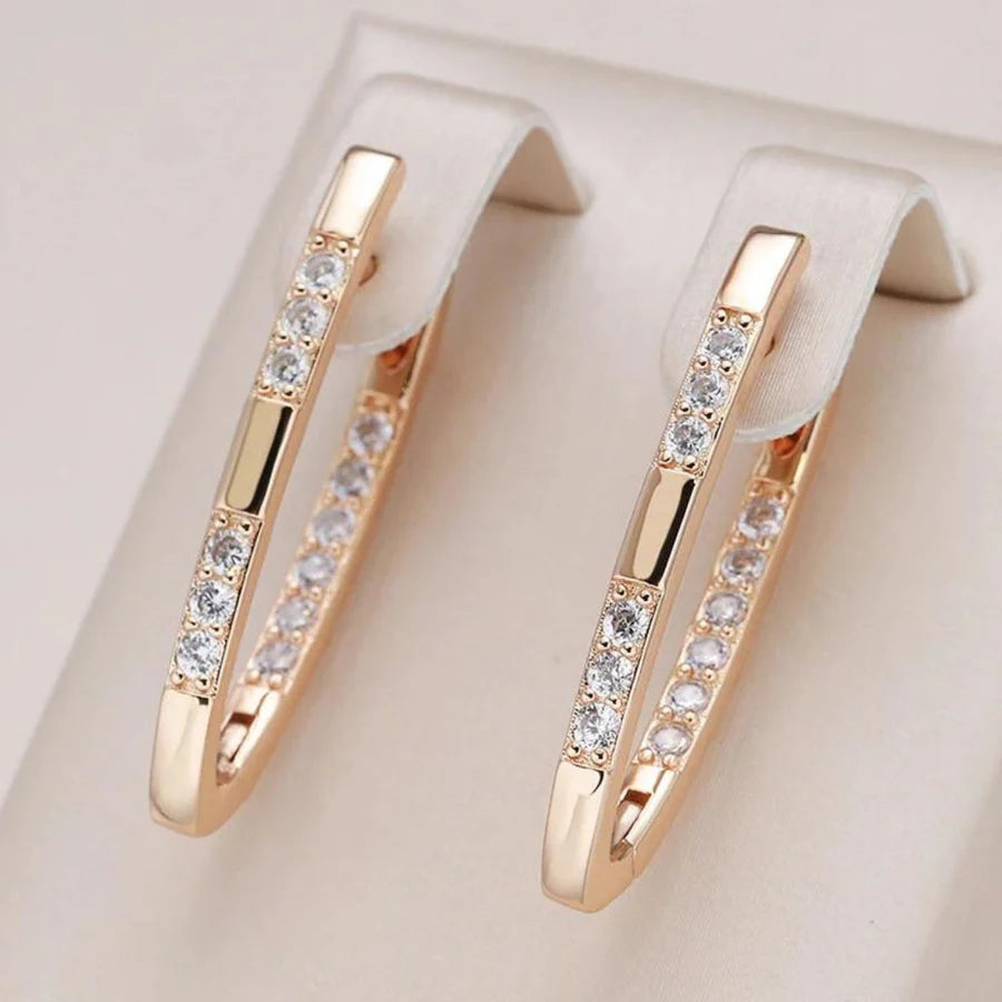 Exquisite Ohrringe mit Zirkonia | Weißgold