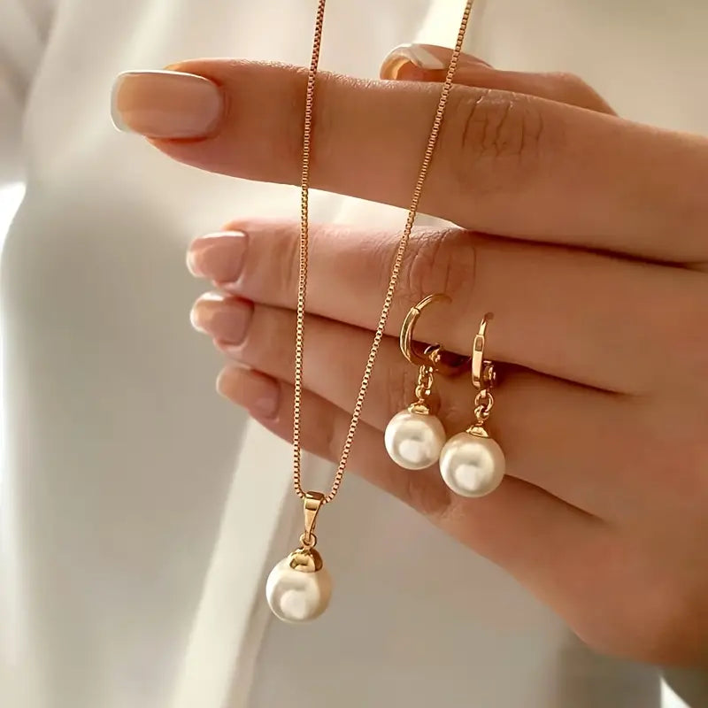 Schmuckset mit Perlen von Golden Grace | Gold