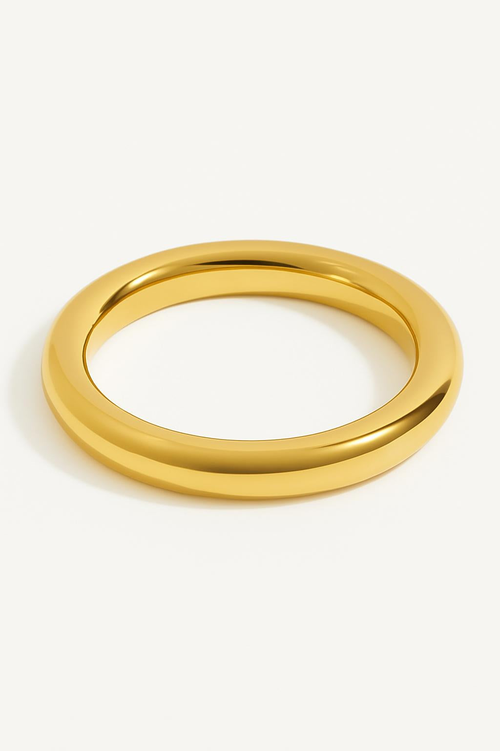 Essential Gold Bangle