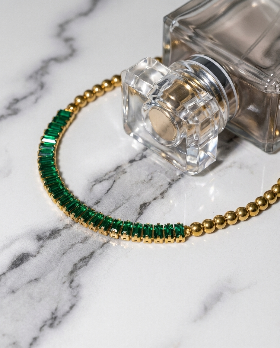 Armband mit Smaragdperlen