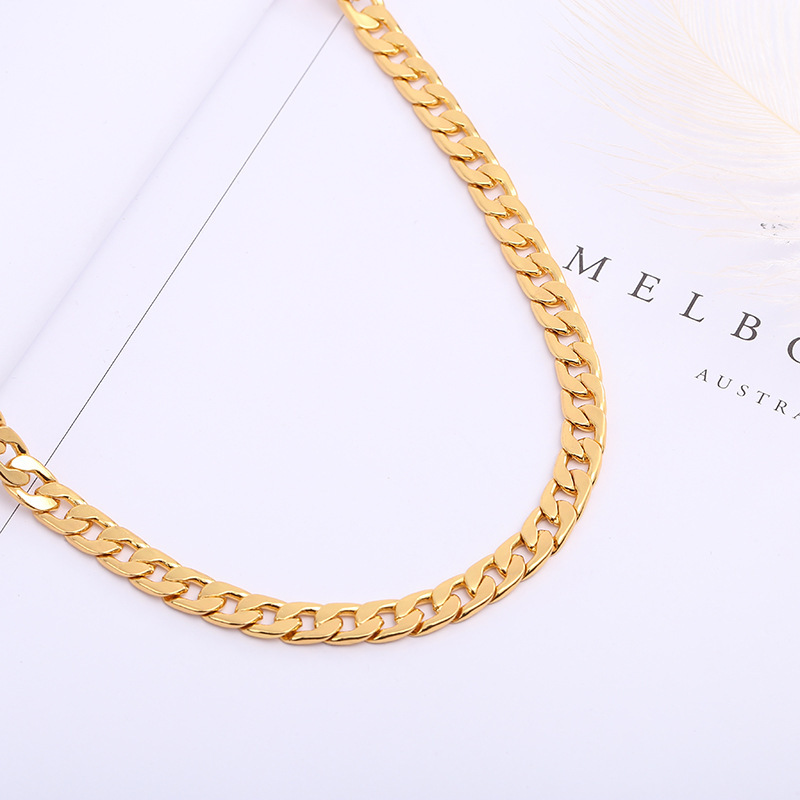 Halskette mit flachen Gliedern und Randkette | Gold