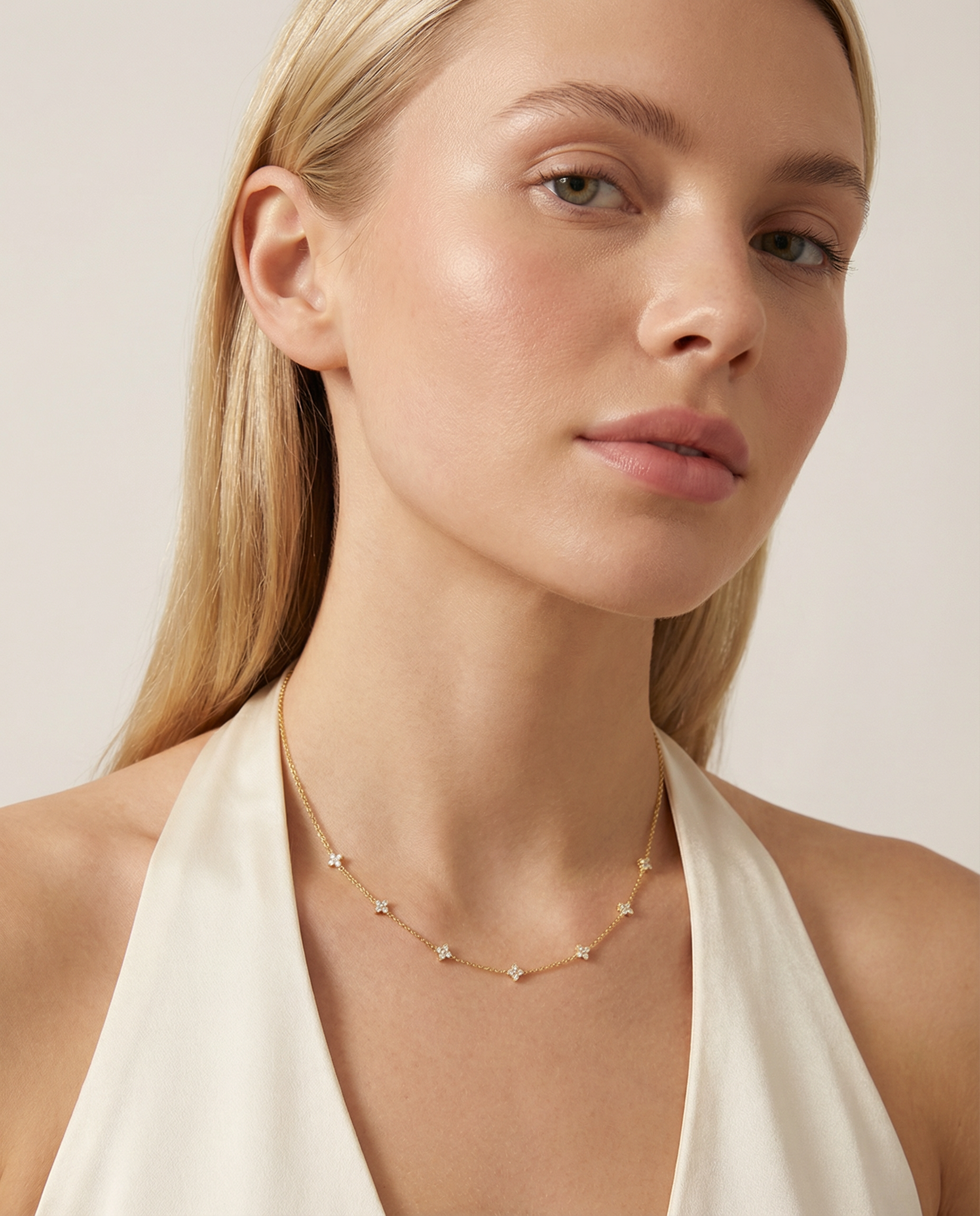 Clover Glow Halskette