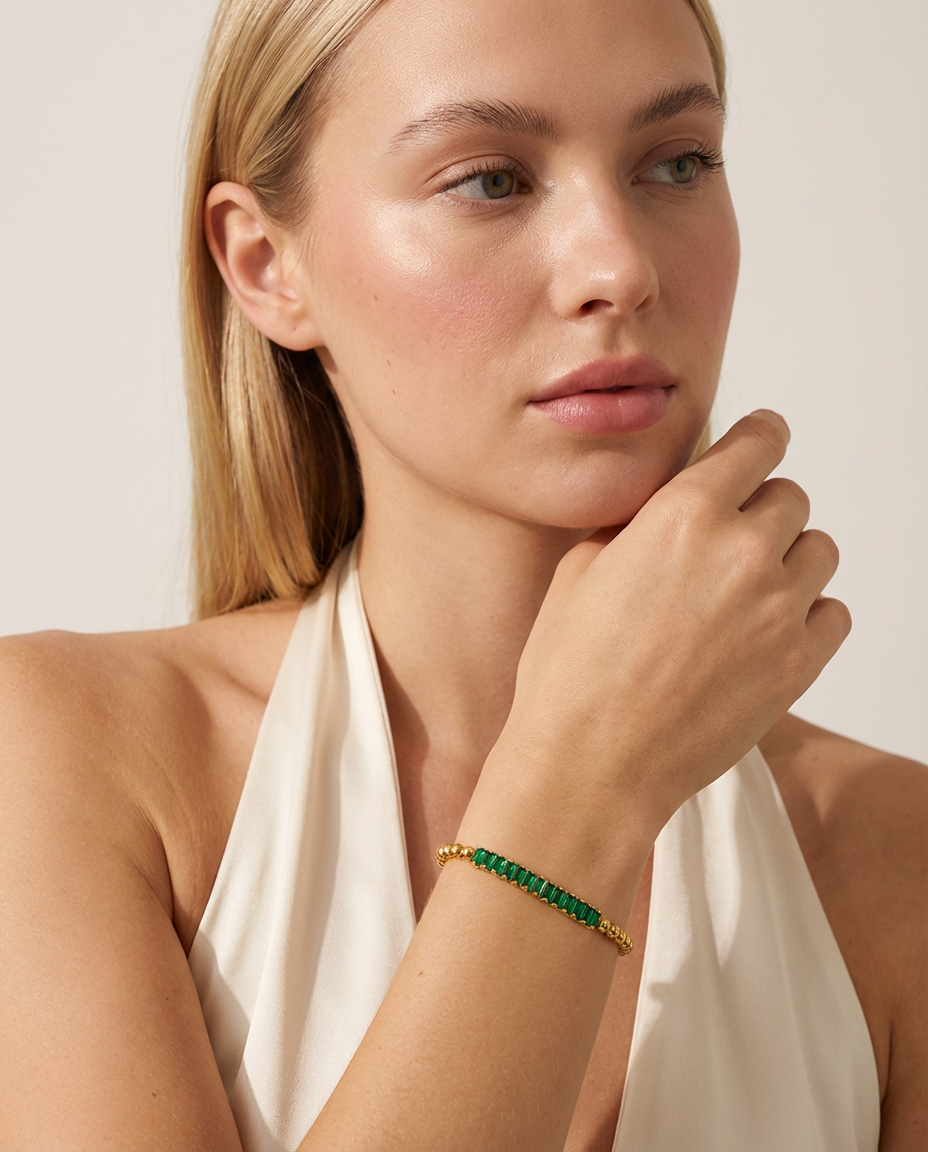 Armband mit Smaragdperlen