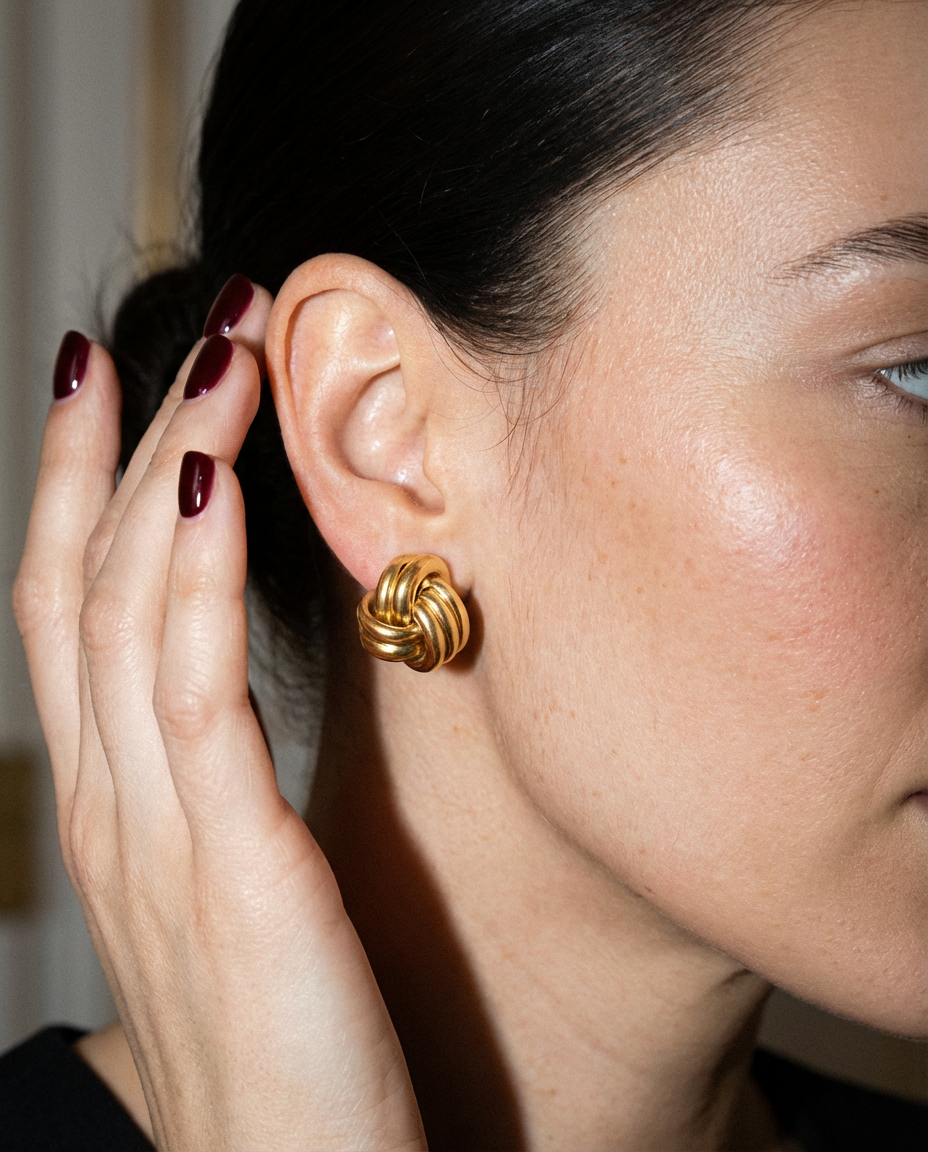 Die Knoten-Ohrstecker