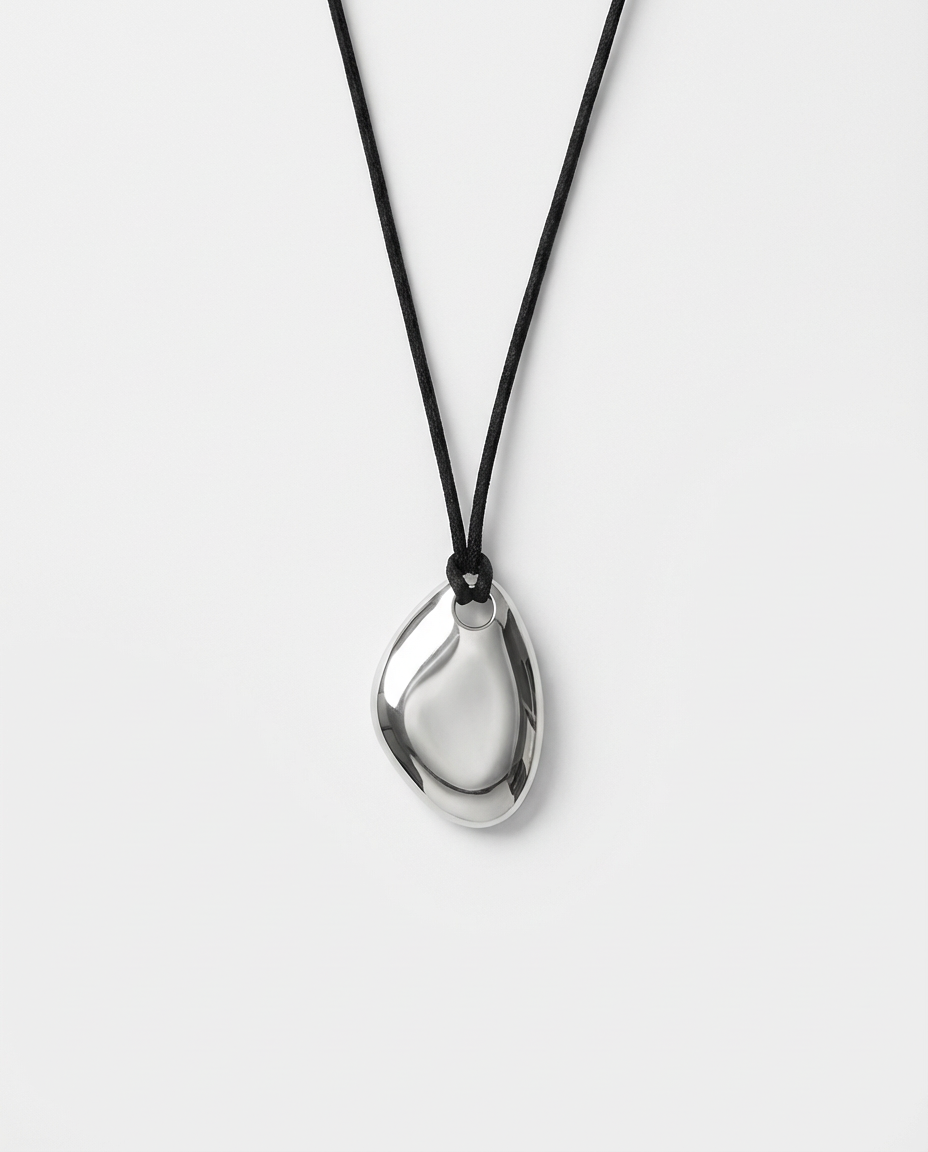 Pebble Pendant Necklace