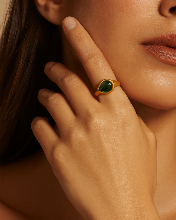 Émeraude Élise Ring